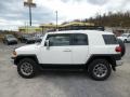 Iceberg White - FJ Cruiser 4WD Photo No. 3