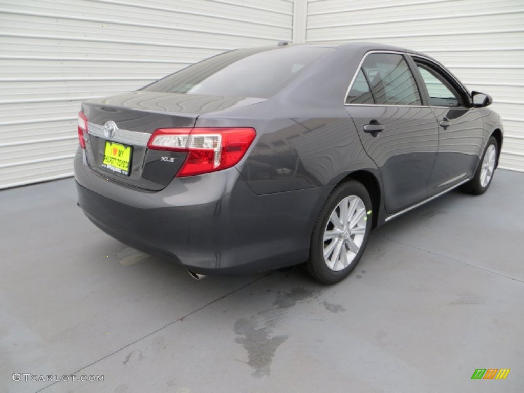2013 Camry XLE V6 - Magnetic Gray Metallic / Ash photo #4