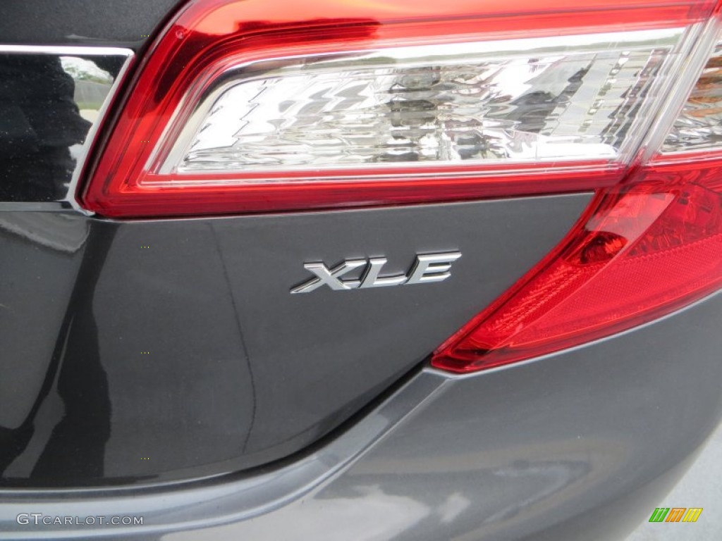 2013 Camry XLE V6 - Magnetic Gray Metallic / Ash photo #7