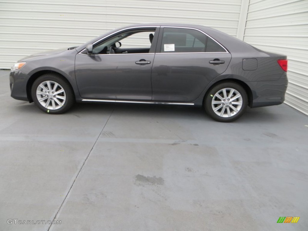 2013 Camry XLE V6 - Magnetic Gray Metallic / Ash photo #8