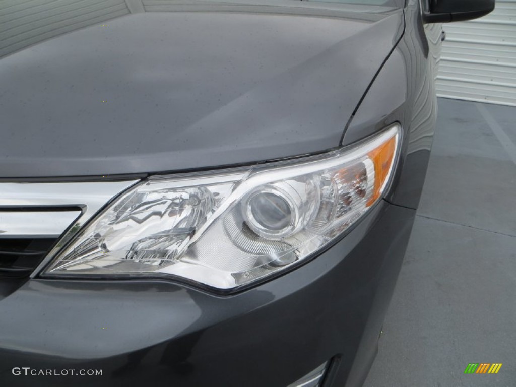2013 Camry XLE V6 - Magnetic Gray Metallic / Ash photo #11