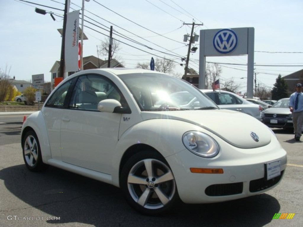 2008 New Beetle Triple White Coupe - Campanella White / White photo #1
