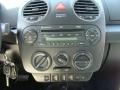 2008 Volkswagen New Beetle Triple White Coupe Controls