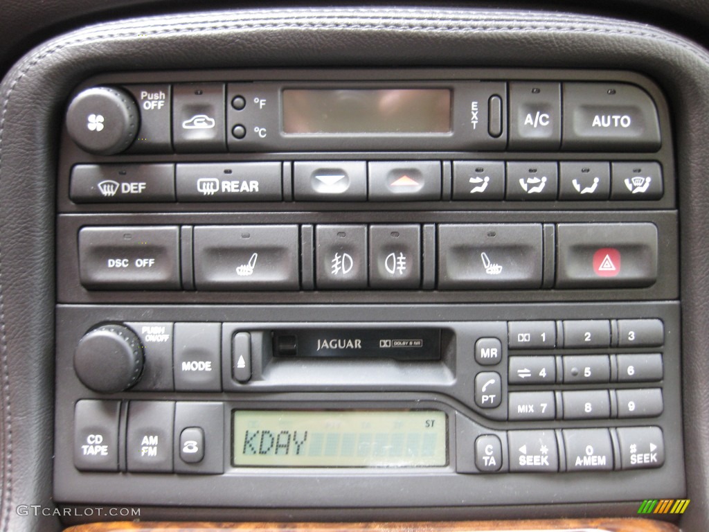 2005 Jaguar XK XK8 Convertible Controls Photo #79547501
