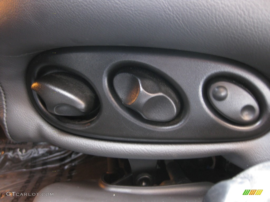 2005 Jaguar XK XK8 Convertible Controls Photo #79547842