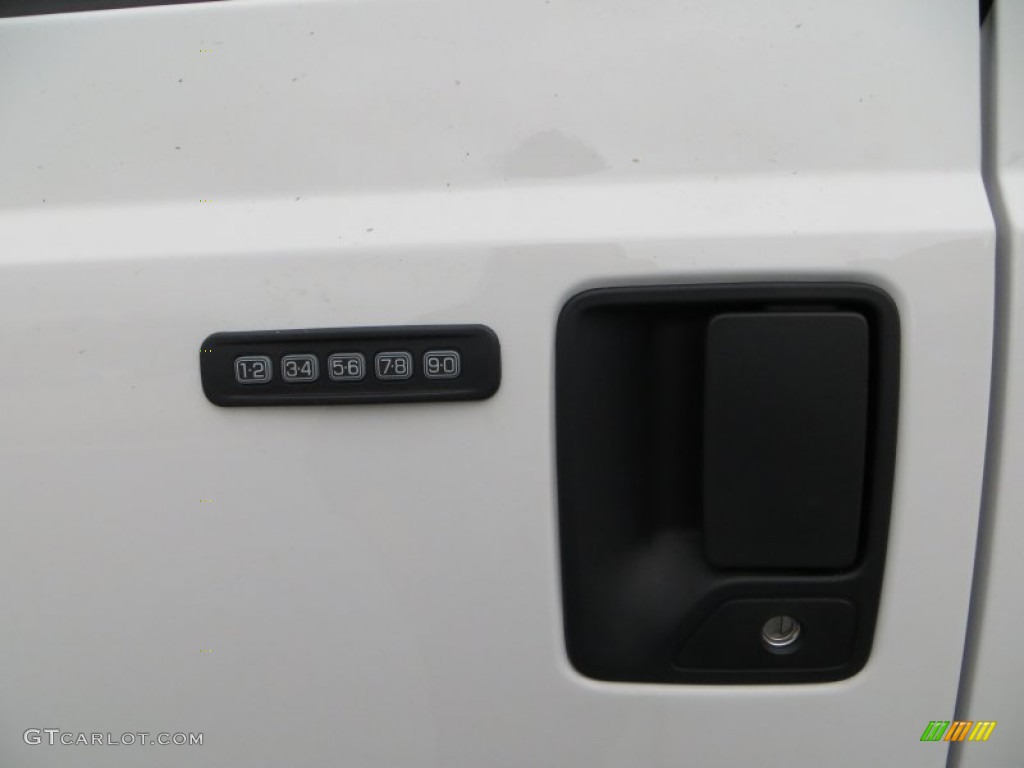 2013 F250 Super Duty XLT Crew Cab 4x4 - Oxford White / Adobe photo #18