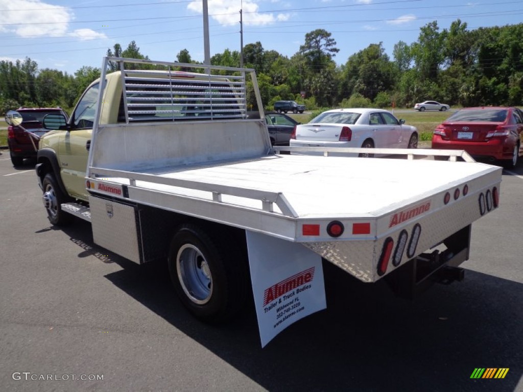 2003 Silverado 3500 Regular Cab Dually Flatbed - Yellow / Medium Gray photo #3