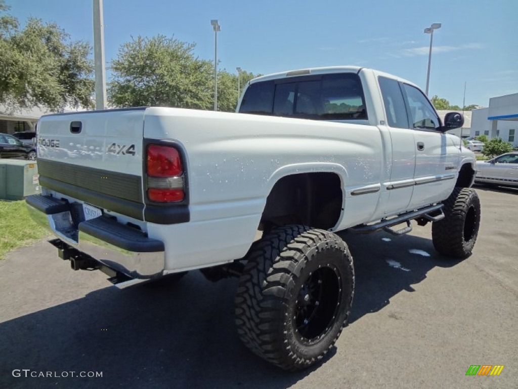 1998 Ram 1500 ST Extended Cab 4x4 - Bright White / Gray photo #8