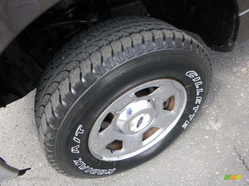 2005 F150 XL SuperCab 4x4 - Dark Stone Metallic / Medium Flint Grey photo #7
