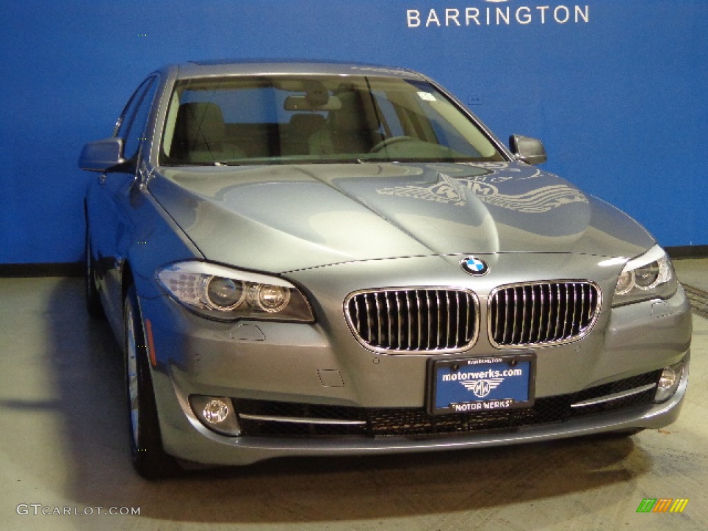 2012 5 Series 528i xDrive Sedan - Space Gray Metallic / Black photo #1