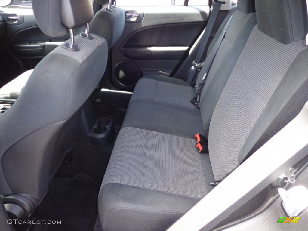 2010 Dodge Caliber Heat Rear Seat Photos