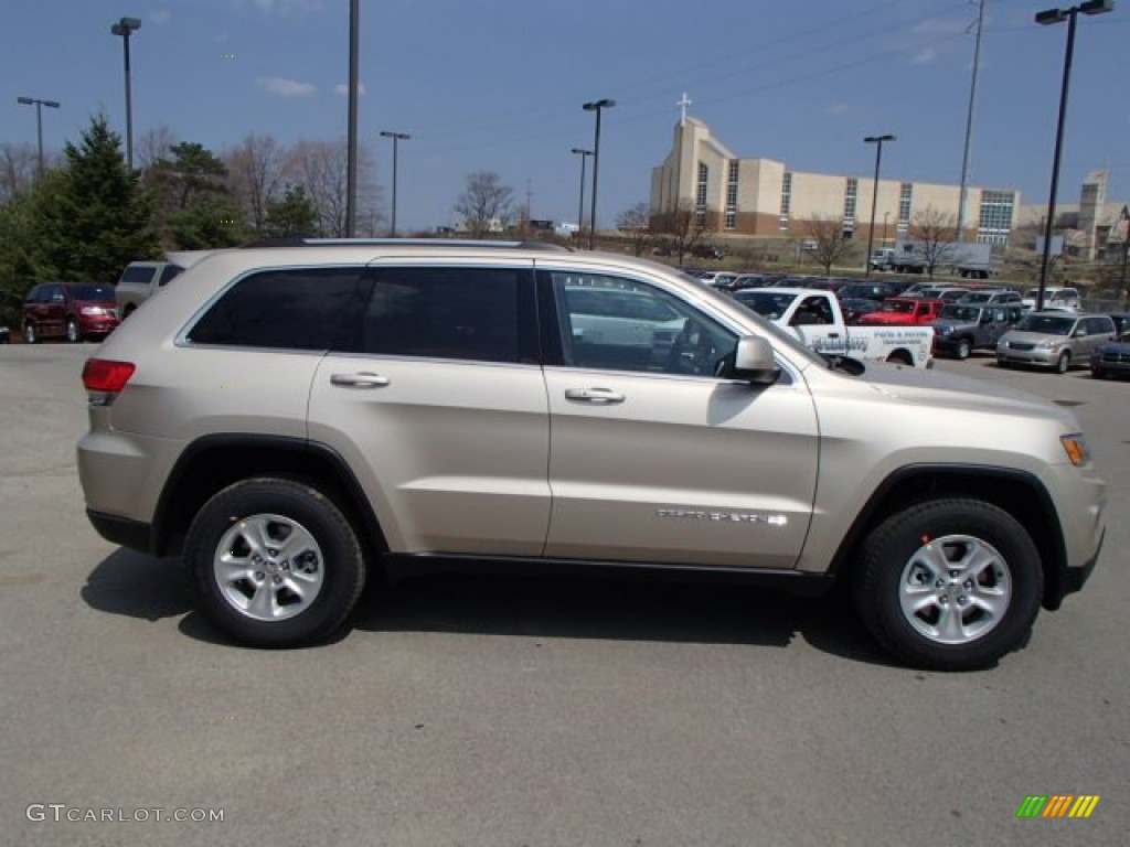 2014 Grand Cherokee Laredo 4x4 - Cashmere Pearl / New Zealand Black/Light Frost photo #5