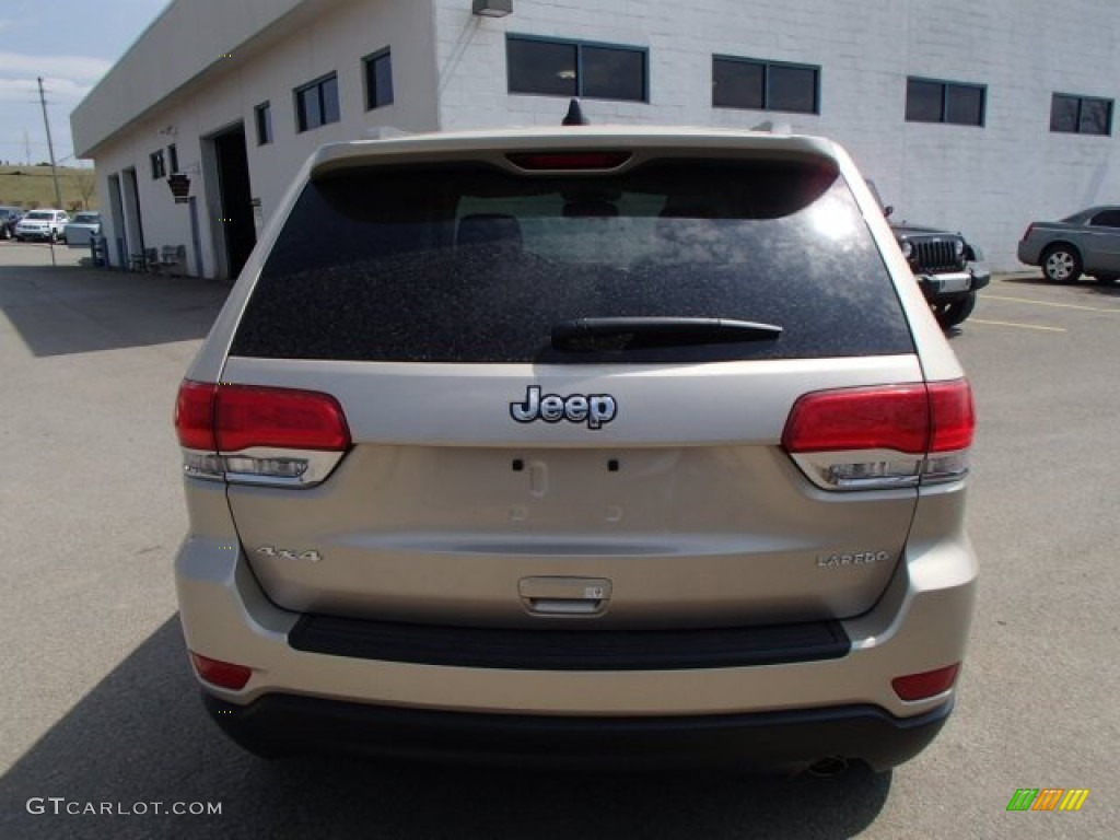2014 Grand Cherokee Laredo 4x4 - Cashmere Pearl / New Zealand Black/Light Frost photo #7
