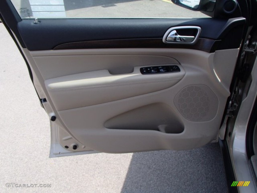 2014 Grand Cherokee Laredo 4x4 - Cashmere Pearl / New Zealand Black/Light Frost photo #12