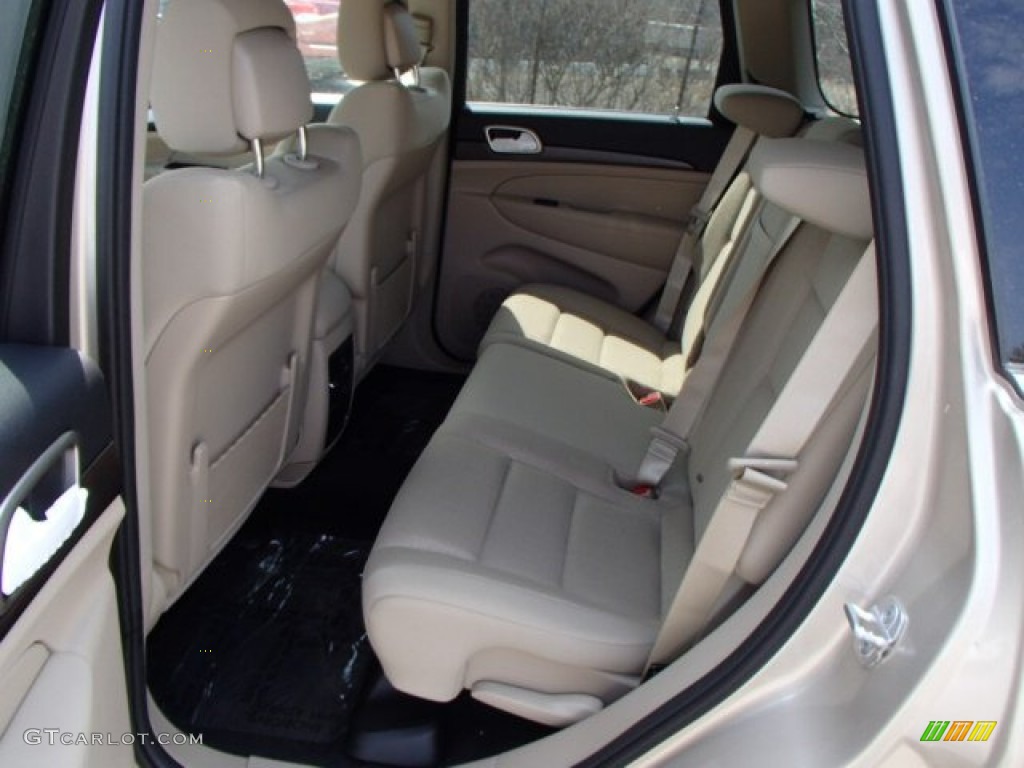 2014 Grand Cherokee Laredo 4x4 - Cashmere Pearl / New Zealand Black/Light Frost photo #13