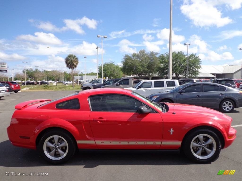 2006 Mustang V6 Premium Coupe - Torch Red / Light Parchment photo #9