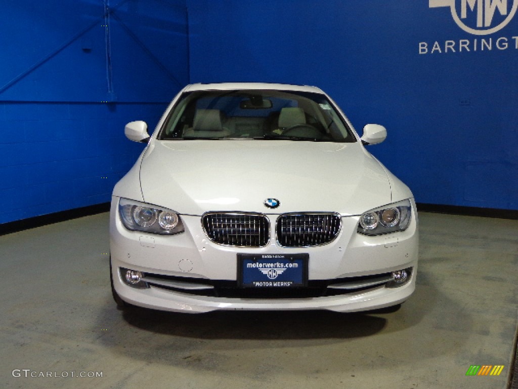 2012 3 Series 328i xDrive Coupe - Mineral White Metallic / Oyster/Black photo #2