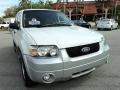Oxford White - Escape XLT V6 Photo No. 2