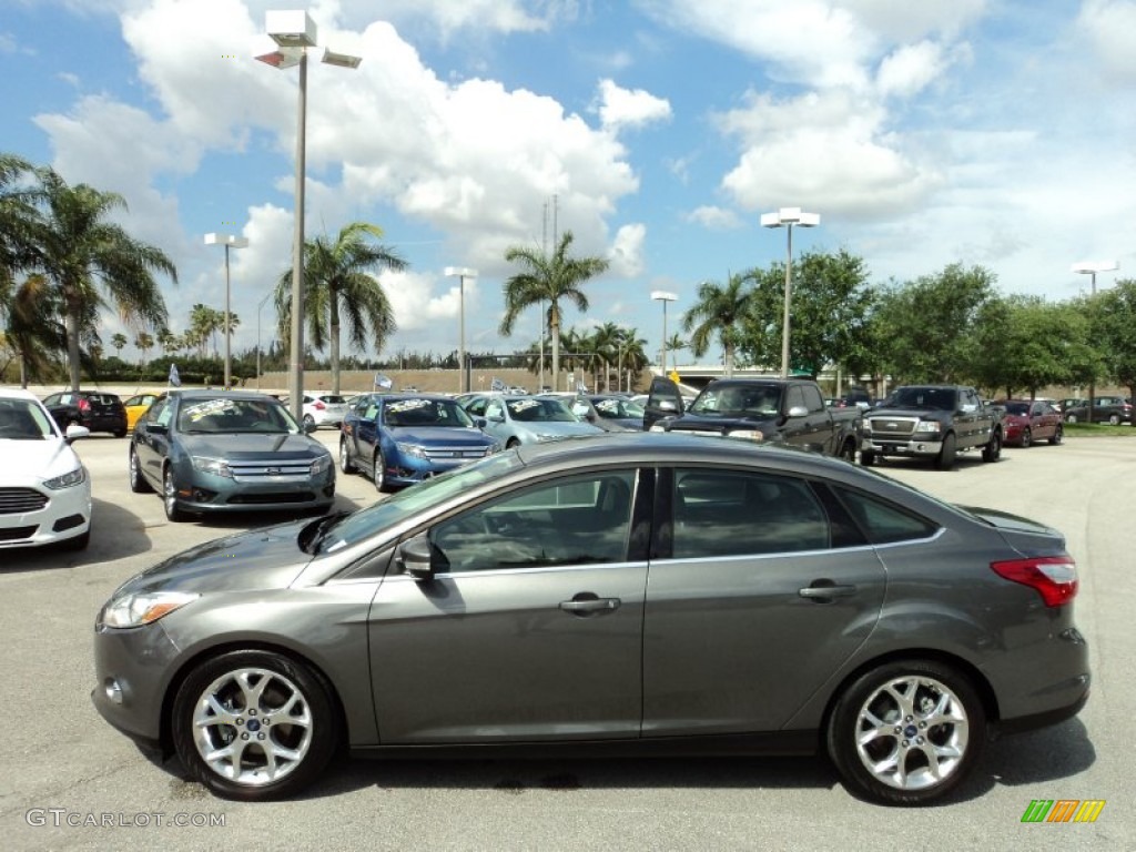 2012 Focus SEL Sedan - Sterling Grey Metallic / Charcoal Black Leather photo #12