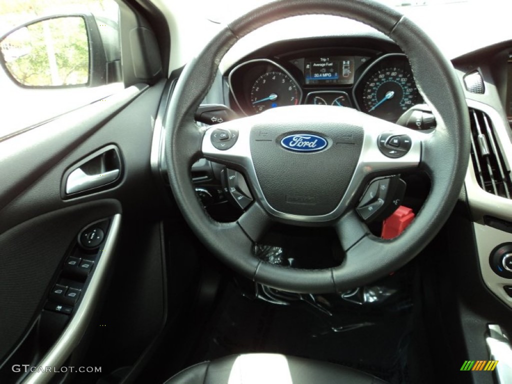 2012 Focus SEL Sedan - Sterling Grey Metallic / Charcoal Black Leather photo #25