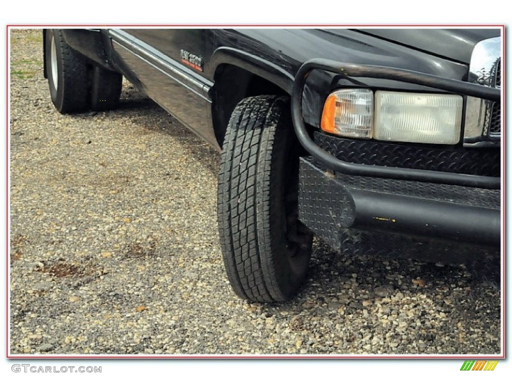1997 Ram 3500 Laramie Extended Cab 4x4 Dually - Black / Gray photo #11