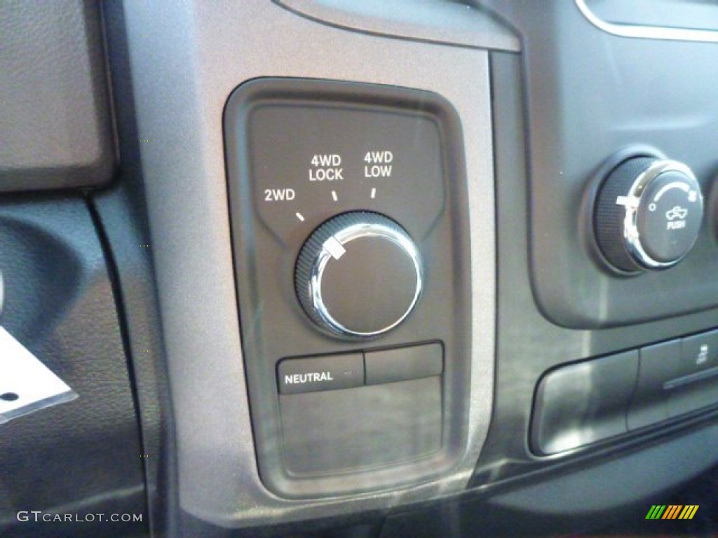 2013 Ram 1500 Express Quad Cab 4x4 Controls Photo #79570321