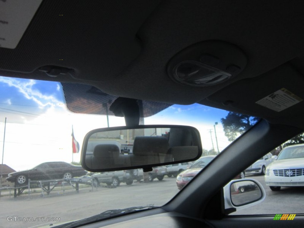 2007 Forenza Sedan - Absolute White / Grey photo #16