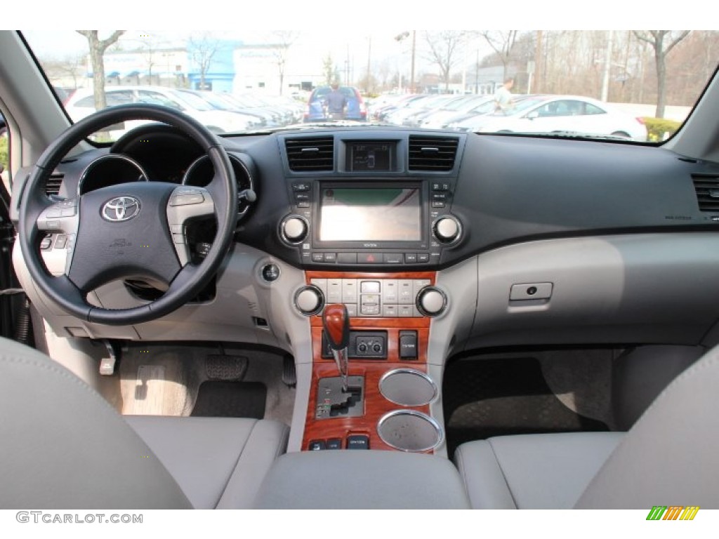 2009 Toyota Highlander Limited 4WD Ash Dashboard Photo #79573129