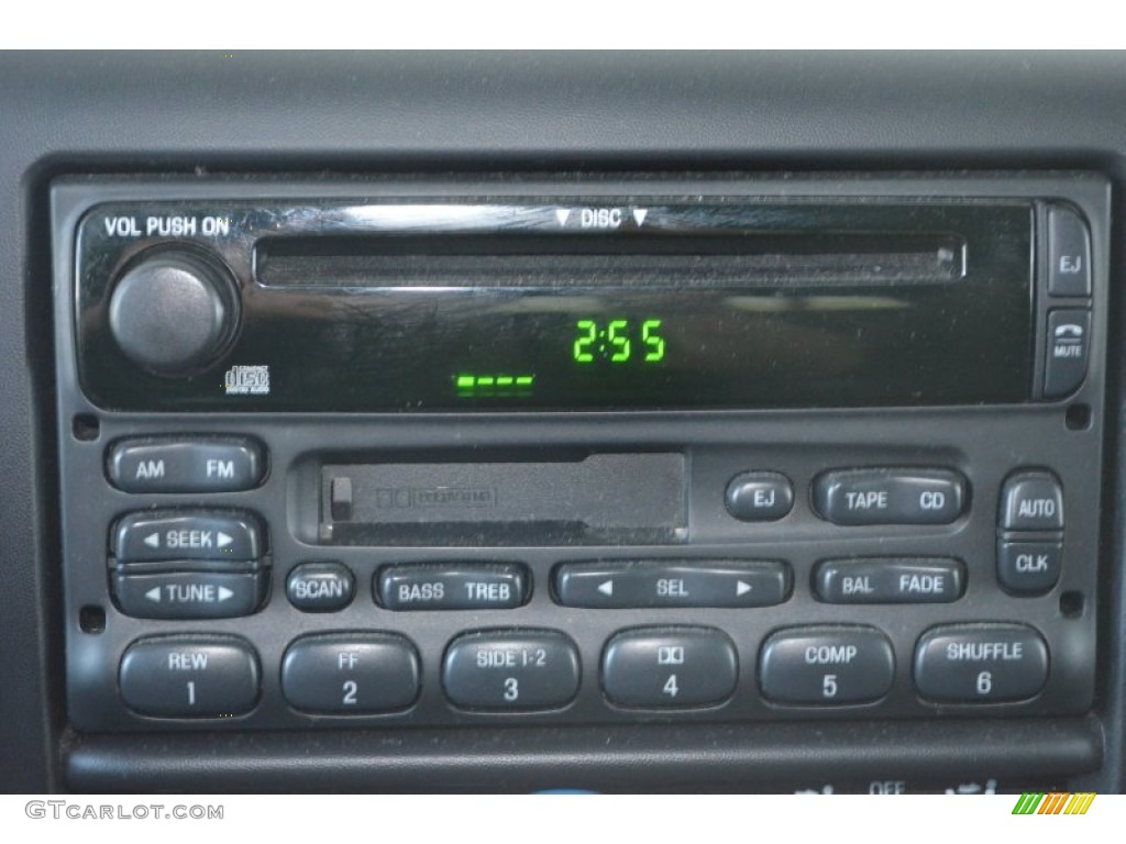 2003 Ford F250 Super Duty XLT SuperCab Audio System Photos