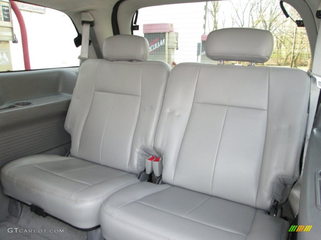 2006 GMC Envoy XL Denali 4x4 Rear Seat Photo #79575012
