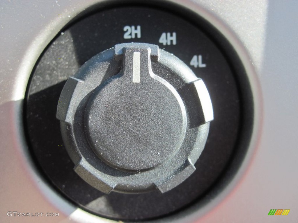 2010 Ford F150 Lariat SuperCrew 4x4 Controls Photo #79576697