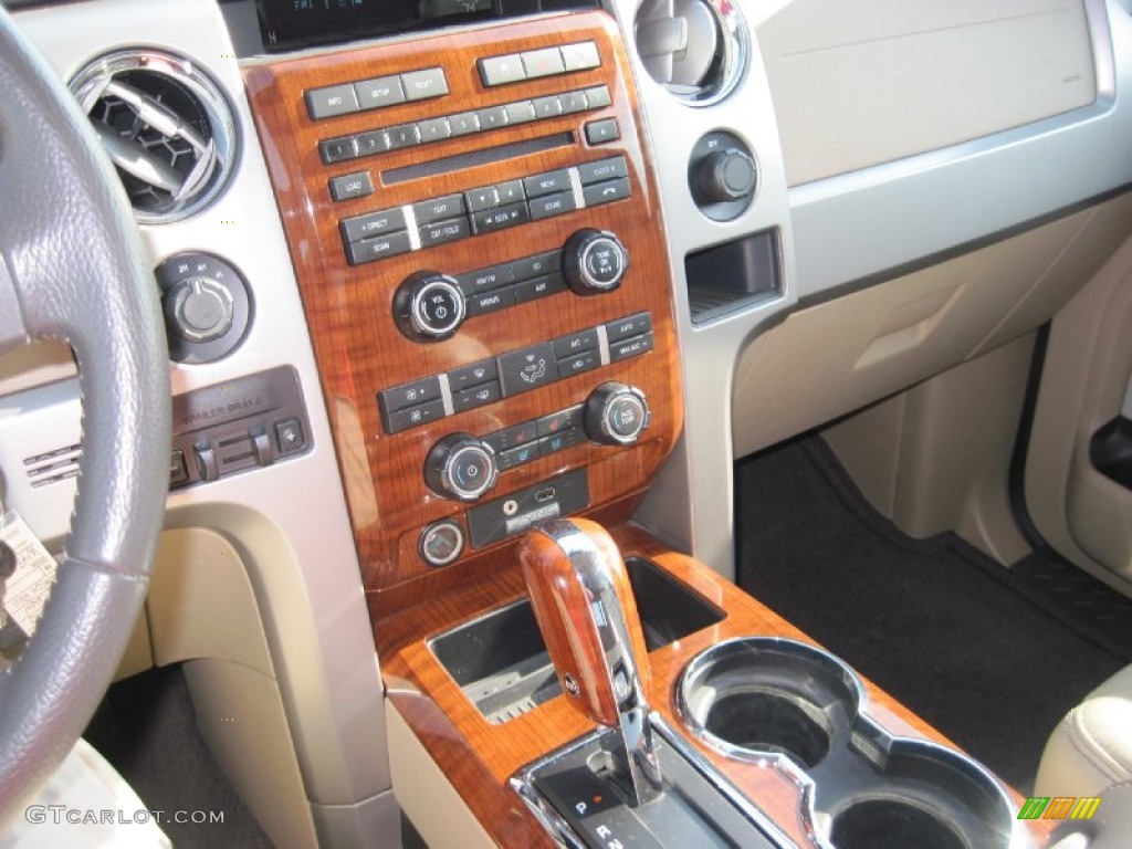 2010 Ford F150 Lariat SuperCrew 4x4 Controls Photo #79576799