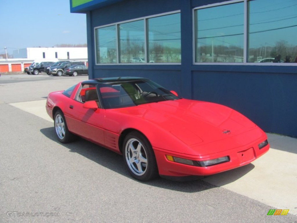 1991 Corvette Coupe - Bright Red / Gray photo #10