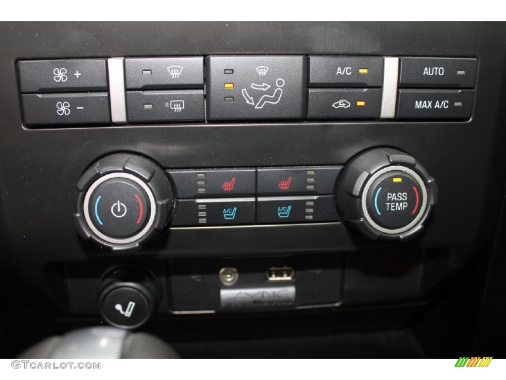 2012 Ford F150 FX4 SuperCrew 4x4 Controls Photo #79577696