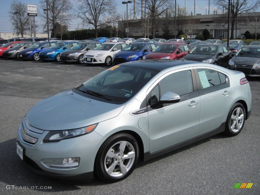 2012 Volt Hatchback - Viridian Joule / Jet Black/Ceramic White Accents photo #6