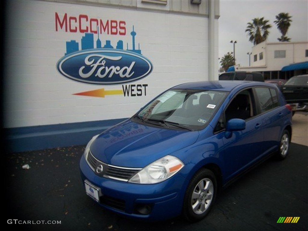 2009 Versa 1.8 S Hatchback - Blue Metallic / Charcoal photo #1