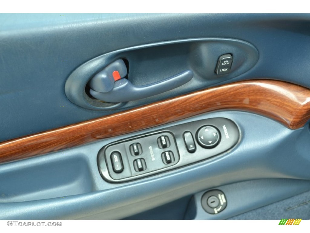 2001 Buick LeSabre Custom Controls Photo #79580022