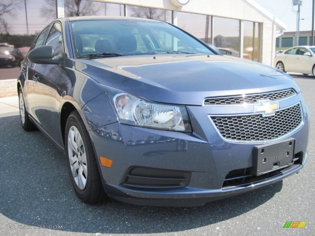 2013 Cruze LS - Atlantis Blue Metallic / Jet Black/Medium Titanium photo #1