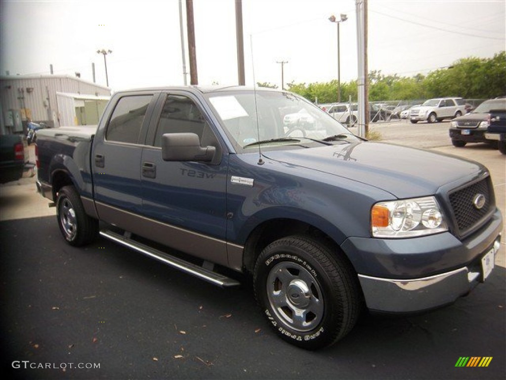 2005 F150 XLT SuperCrew - Medium Wedgewood Blue Metallic / Medium Flint Grey photo #3