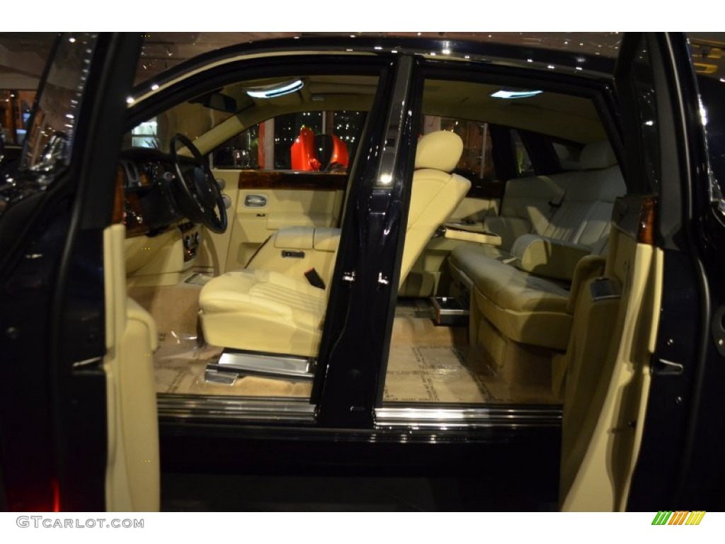 2005 Phantom  - Blue Velvet / Cornsilk photo #17