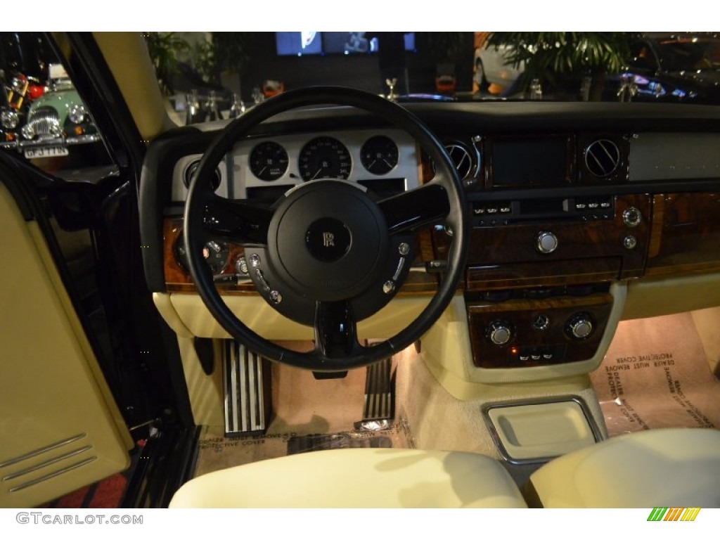 2005 Phantom  - Blue Velvet / Cornsilk photo #19