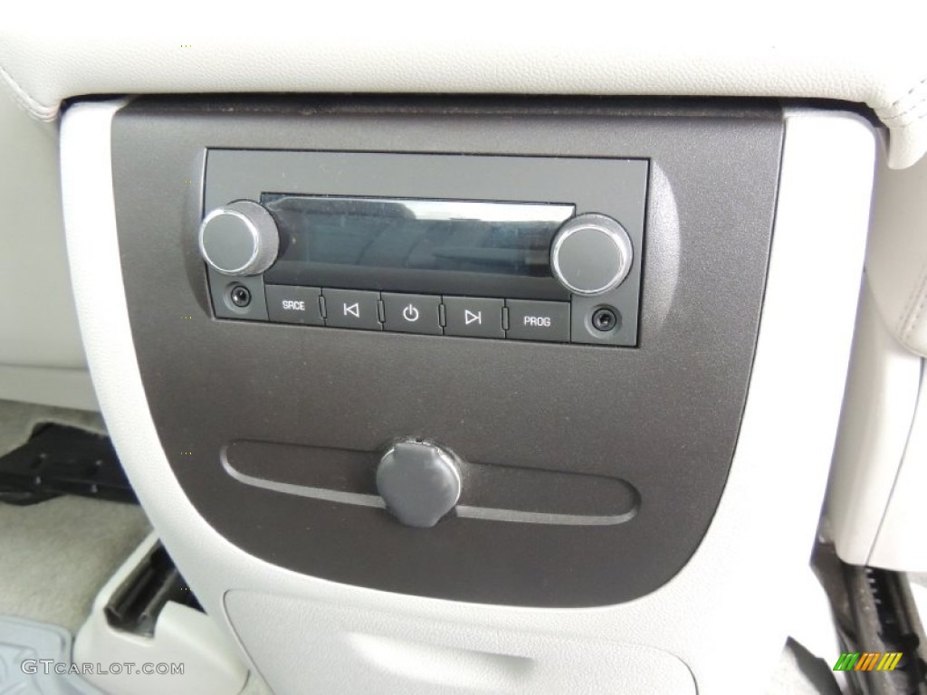 2008 GMC Sierra 1500 SLT Crew Cab Controls Photo #79583450