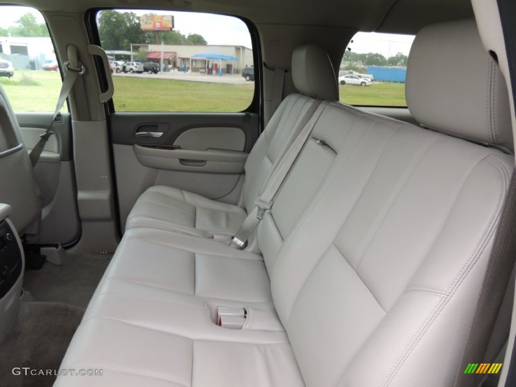 2013 Chevrolet Suburban LT Rear Seat Photo #79584580