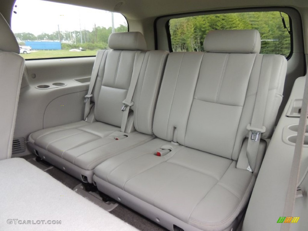 Light Titanium/Dark Titanium Interior 2013 Chevrolet Suburban LT Photo #79584598