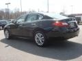 Malbec Black - M 37x AWD Sedan Photo No. 3