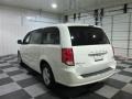Stone White - Grand Caravan Crew Photo No. 5