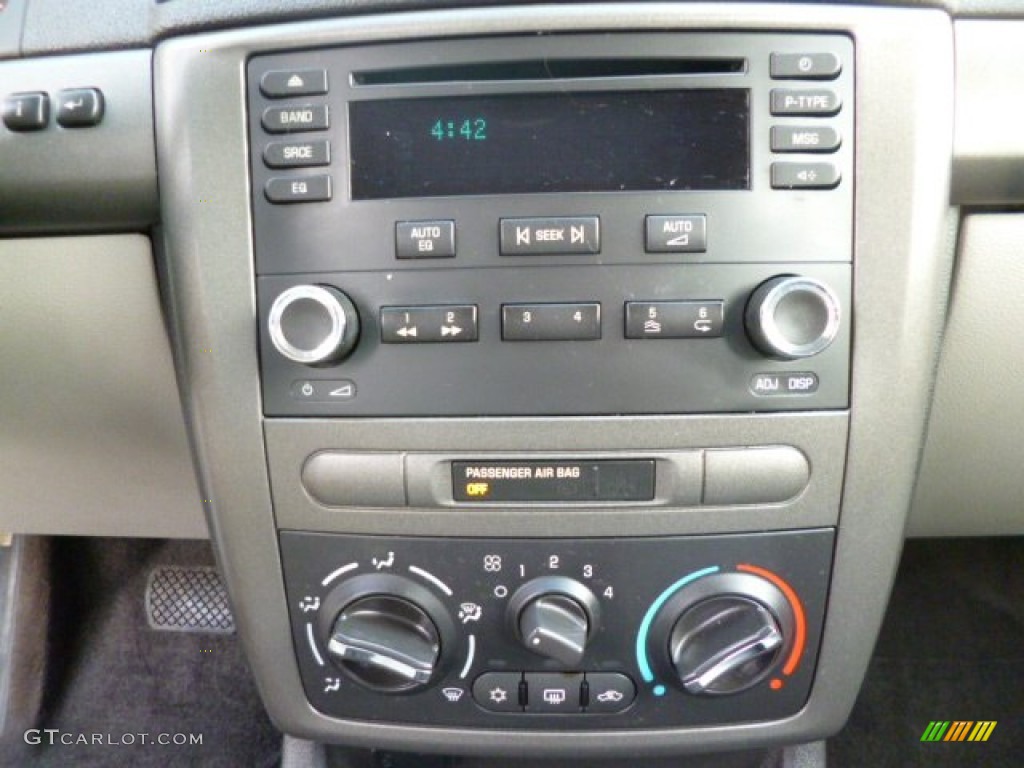 2006 Chevrolet Cobalt LS Coupe Controls Photo #79589397