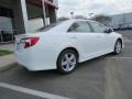 Super White - Camry SE Photo No. 17