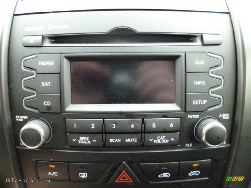 2013 Kia Sorento LX V6 AWD Audio System Photo #79592935