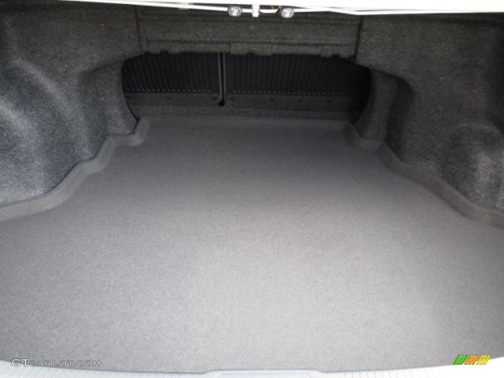 2013 Camry SE - Super White / Black photo #16